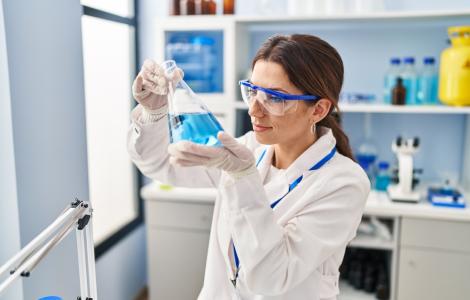 תואר שני בכימיה עם תזה במגמת חומרים אנרגטיים מתקדמים (84-410)